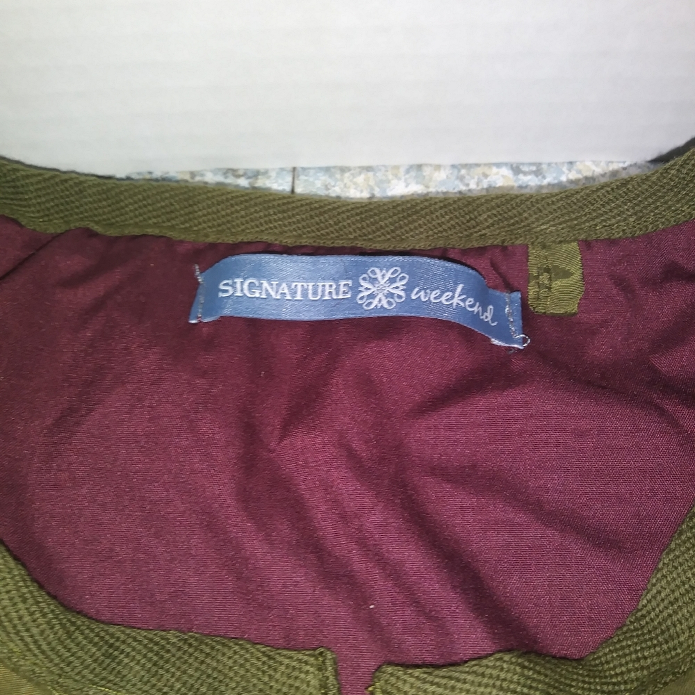 Signature Weekend Jacket - Picture 4 of 8